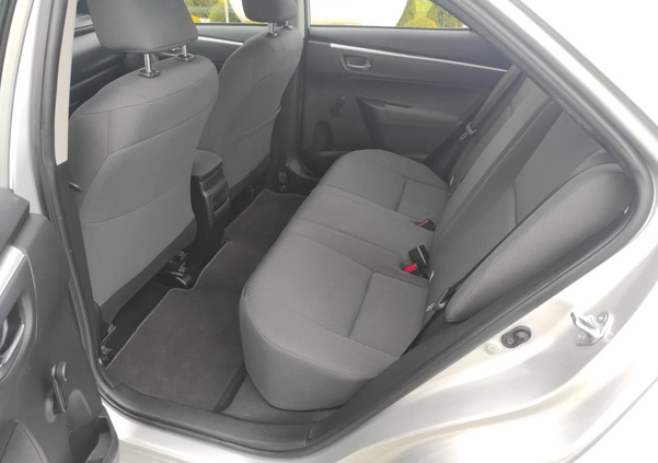 Toyota Corolla cena 55500 przebieg: 150000, rok produkcji 2019 z Brzostek małe 154